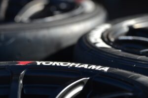 Yokohama разработва технология за интелигентни гуми