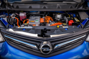 Opel Ampera – изтощена 12V батерия – причина