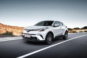 Шумове под капака – Toyota C-HR