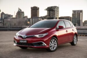 „Тракащи” звуци от спирачките: Toyota Corolla и Auris. Как да решим проблема?
