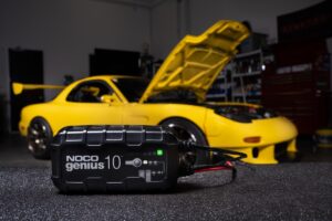 Зарядното устройство NOCO Genius 10 с отличие