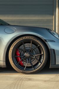 Нови Pirelli P Zero R и P Zero Trofeo RS. Плод на сътрудничеството с Porsche
