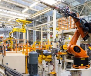 Черни облаци над автомобилния сектор. Какво очакват производителите на авточасти?