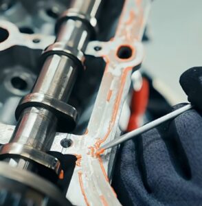 Защо уплътнителната маса не се е втвърдила дори след няколко седмици?